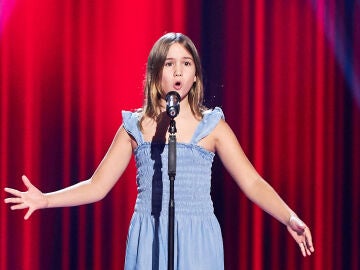 Layna Fern&aacute;ndez deja a los coaches boquiabiertos al cantar l&iacute;rico en &lsquo;La Voz Kids&rsquo;