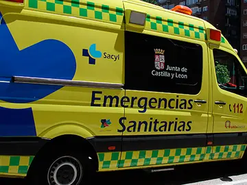 Imagen de archivo de una ambulancia de Sacyl Imagen de archivo de una ambulancia de Sacyl