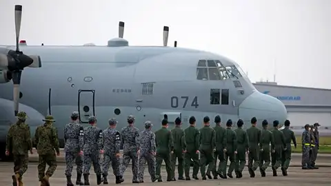 El Ejército de Sudán anuncia en "las próximas horas" la evacuación de extranjeros El Ejército de Sudán anuncia en "las próximas horas" la evacuación de extranjeros