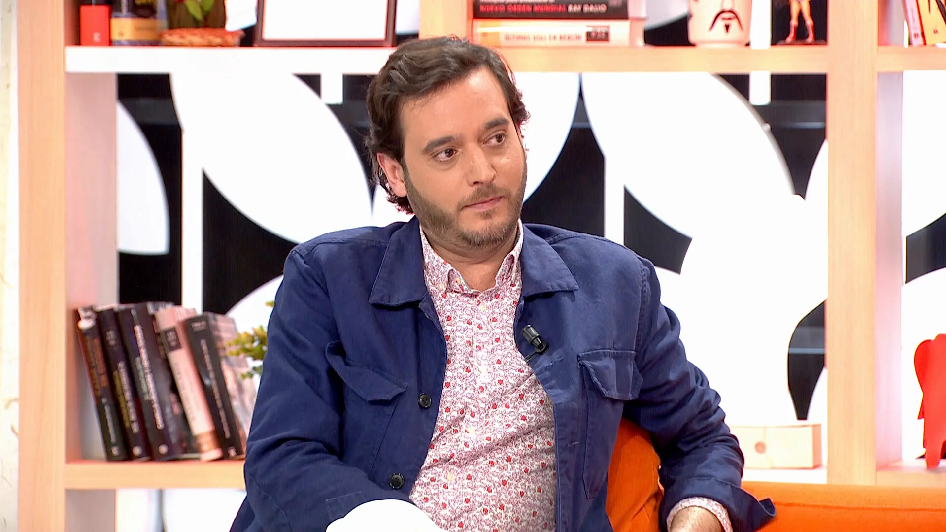 Bert&iacute;n Osborne y Gabriela Guillem, en actitud cari&ntilde;osa en la feria de Sevilla: "Hab&iacute;a algo m&aacute;s que una amistad"