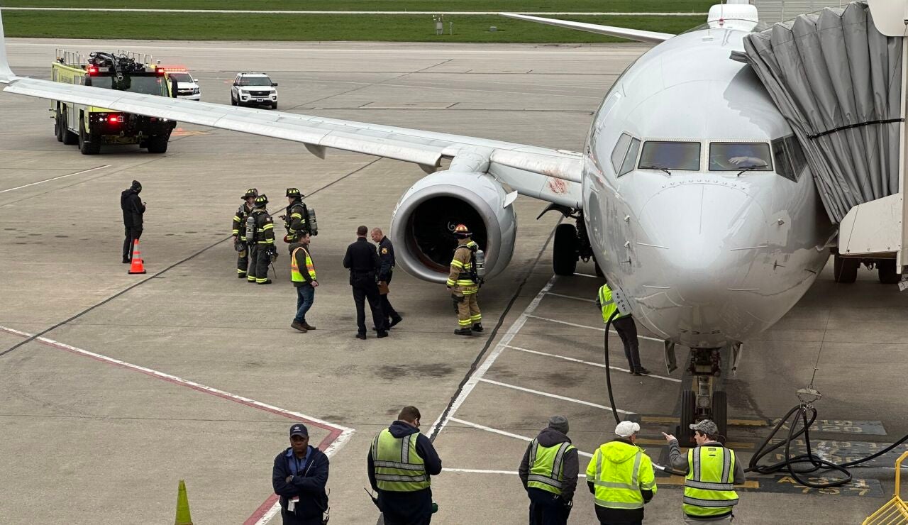 Se puede subir mechero al avion