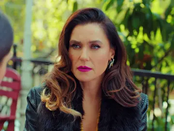 Ender chantajea a Aysel para que le dé una pastilla abortiva a Yildiz, ¿lo hará? Ender chantajea a Aysel para que le dé una pastilla abortiva a Yildiz, ¿lo hará?