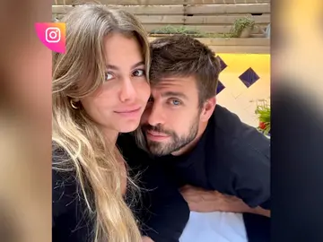 ¡De viaje romántico! Clara Chía y Gerard Piqué pasean de la mano por las playas de Abu Dabi ¡De viaje romántico! Clara Chía y Gerard Piqué pasean de la mano por las playas de Abu Dabi