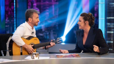 ¡Qué bonito! Niña Pastori impresiona cantando en directo con Pablo Motos a la guitarra