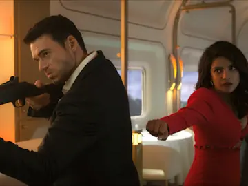 Priyanka Chopra y Richard Madden en 'Citadel' Priyanka Chopra y Richard Madden en 'Citadel'