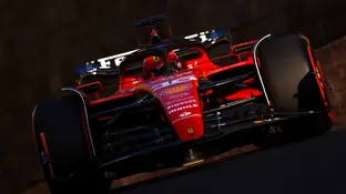 Charles Leclerc, con su Ferrari en Bakú Charles Leclerc, con su Ferrari en Bakú