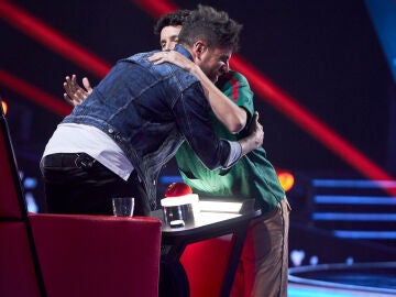 En el pr&oacute;ximo programa, un sinf&iacute;n de abrazos enternecer&aacute;n a los coaches: "&iexcl;Que vivan los ni&ntilde;os de &lsquo;La Voz Kids&rsquo;!" 