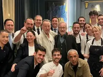 Obama, Springsteen y Spielberg cenan en el restaurante Amar de Barcelona: así fue la velada Obama, Springsteen y Spielberg cenan en el restaurante Amar de Barcelona: así fue la velada