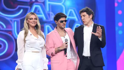 La confesión de Abraham Mateo: "Tengo que salir en defensa de mi Chenoa" La confesión de Abraham Mateo: "Tengo que salir en defensa de mi Chenoa"