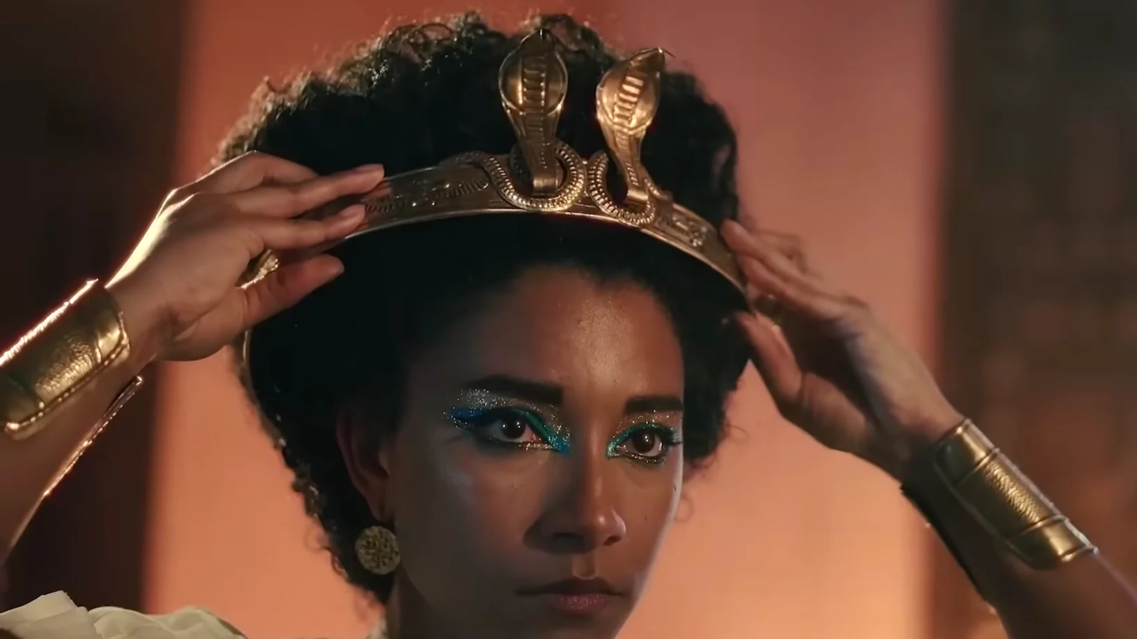 Adele James en 'La reina Cleopatra
