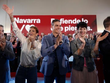 El presidente del Gobierno, Pedro Sánchez, en un acto de la precampaña en Pamplona