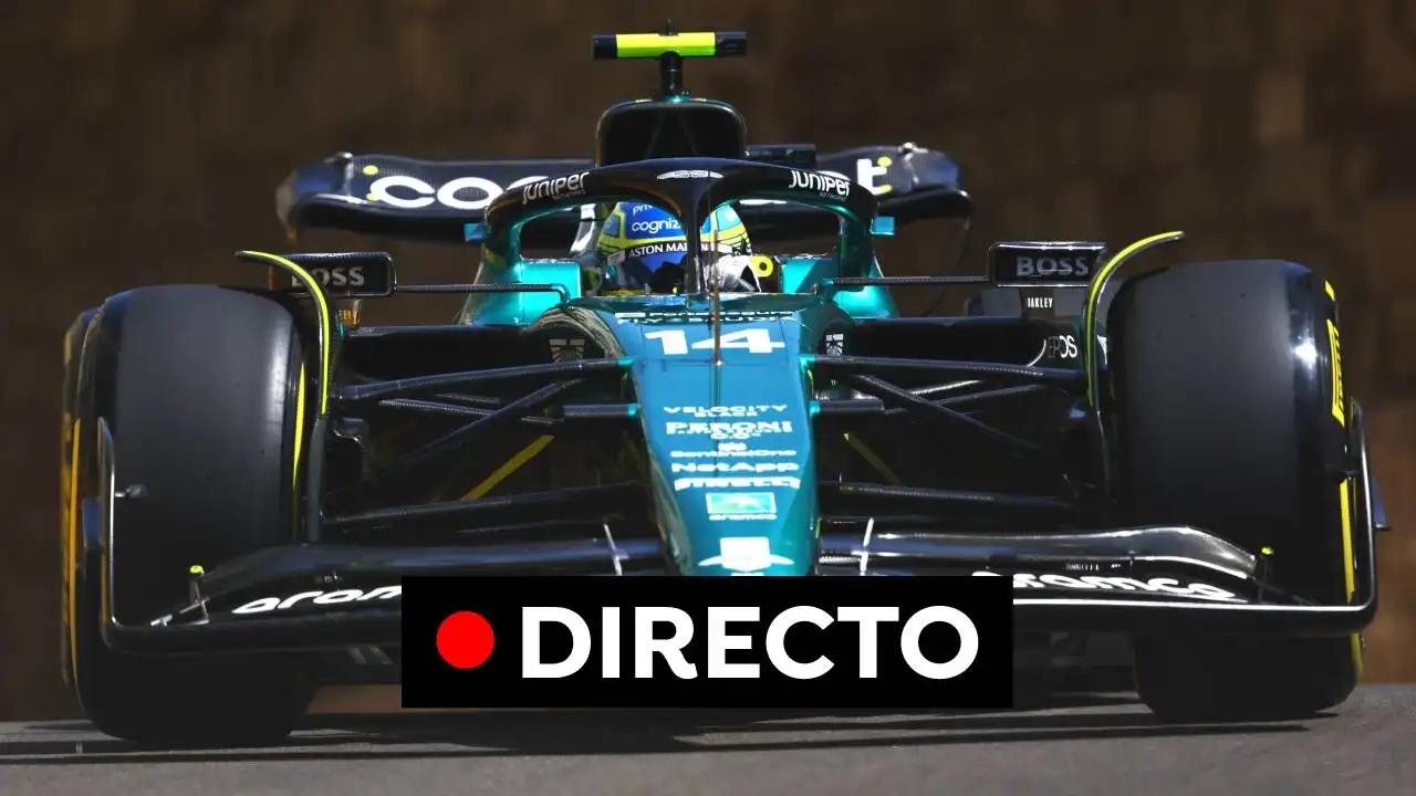 El Aston Martin de Fernando Alonso por el circuito de Bak&uacute;
