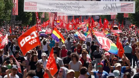 Día del Trabajador (01-05-23) A3 Noticias 2 (01-05-23) UGT y CCOO amenazan en el Día del Trabajador con un otoño caliente si no se produce la subida de salarios