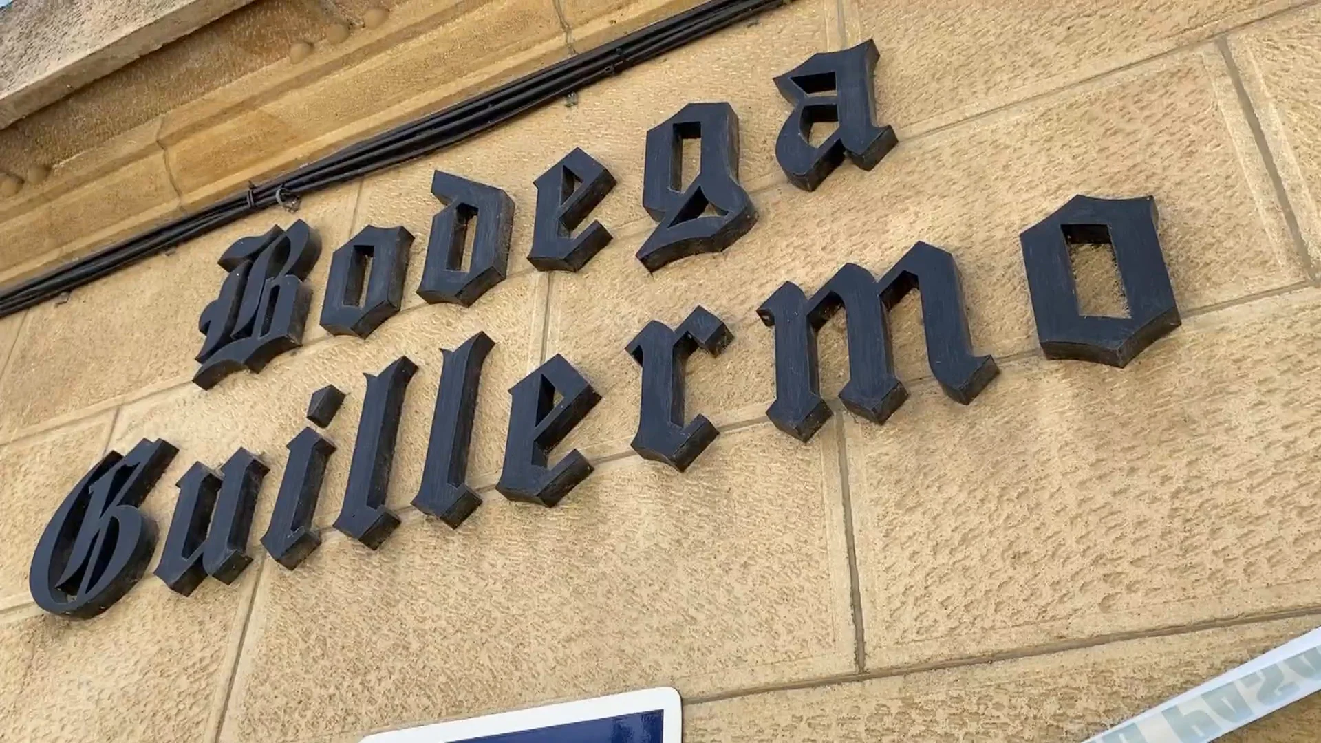 Apu&ntilde;alan a un reconocido hostelero de La Rioja en su domicilio: "No se merec&iacute;a c&oacute;mo me han quitado a mi padre"