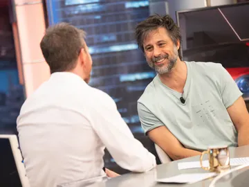 El problema de Hugo Silva con la Policía... ¡A punta de pistola!: "Es el momento que más miedo he pasado en mi vida" El problema de Hugo Silva con la Policía... ¡A punta de pistola!: "Es el momento que más miedo he pasado en mi vida"