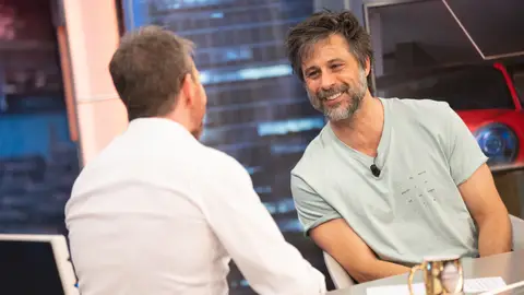 El problema de Hugo Silva con la Policía... ¡A punta de pistola!: "Es el momento que más miedo he pasado en mi vida" El problema de Hugo Silva con la Policía... ¡A punta de pistola!: "Es el momento que más miedo he pasado en mi vida"