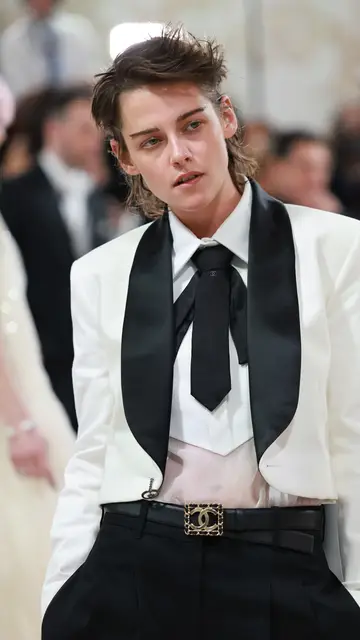 Kristen Stewart en la Met Gala 2023 Kristen Stewart en la Met Gala 2023