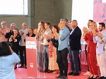 El PSOE de Cantabria presentando su lista electoral El PSOE de Cantabria presentando su lista electoral