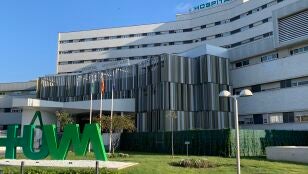 Entrada del Hospital Virgen Macarena de Sevilla