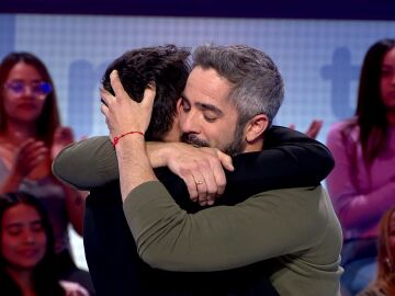 Magia y recuerdos: el truco que lleva a Roberto Leal al borde de las l&aacute;grimas