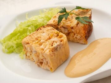 Receta de origen asturiano, de Karlos Arguiñano: pudin de cabracho con salsa rosa