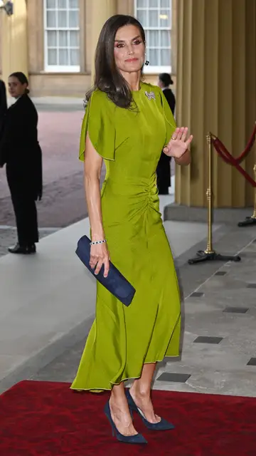 La reina Letizia en la recepción previa a la coronación de Carlos III La reina Letizia en la recepción previa a la coronación de Carlos III