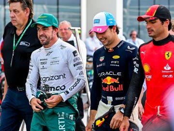 Fernando Alonso, Checo Pérez y Carlos Sainz tras la qualy del GP de Miami