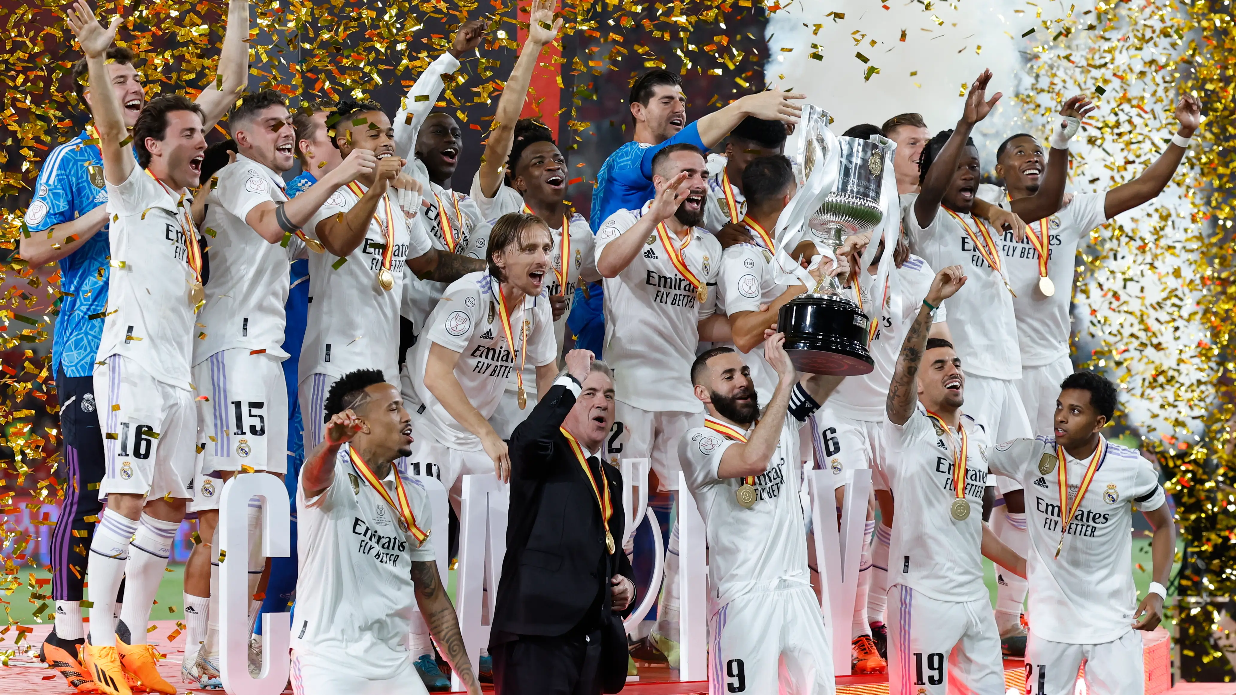 El Real Madrid celebra su 20º Copa del Rey El Real Madrid celebra su 20º Copa del Rey