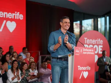 El presidente del Gobierno de España, Pedro Sánchez, durante el mitin El presidente del Gobierno de España, Pedro Sánchez, durante el mitin