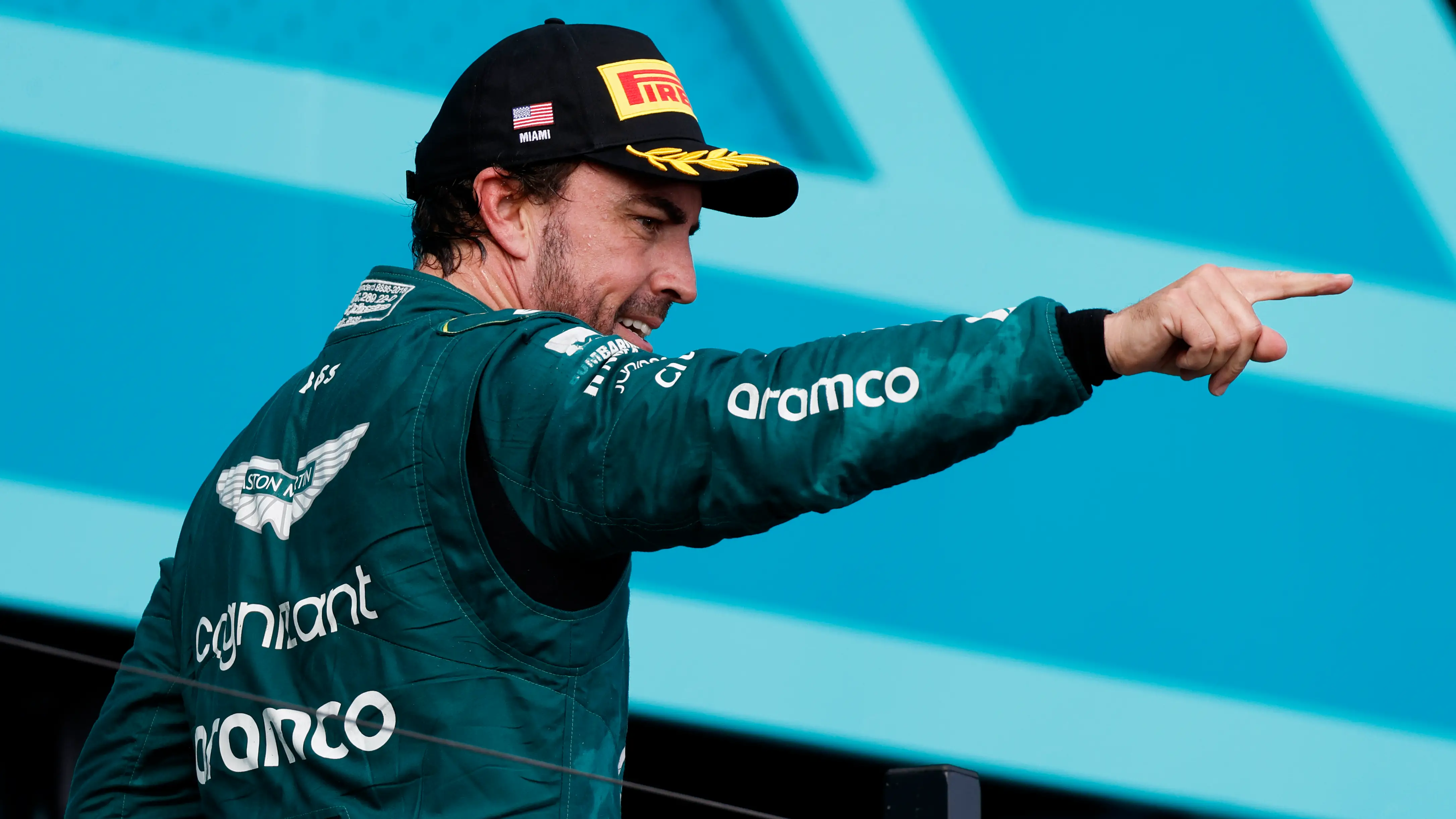 Fernando Alonso, en el podio de Miami Fernando Alonso, en el podio de Miami