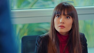 Vuelan los reproches entre Zeynep y Alihan: “Olvida a la chica que conocías, ya no está”