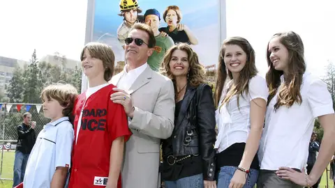 Arnold Schwarzenegger con sus cuatro hijos con Maria Shriver Arnold Schwarzenegger con sus cuatro hijos con Maria Shriver