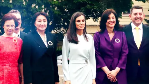 La reina Letizia hace gala de su espontaneidad durante su discurso en Croacia: “No serán más de cinco minutos" La reina Letizia hace gala de su espontaneidad durante su discurso en Croacia: “No serán más de cinco minutos"