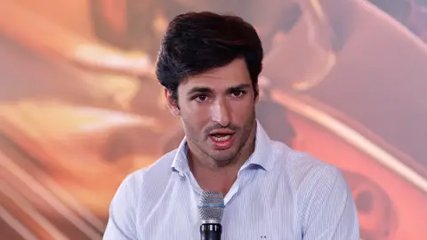 Carlos Sainz atiene a la prensa en un acto en Madrid Carlos Sainz atiene a la prensa en un acto en Madrid
