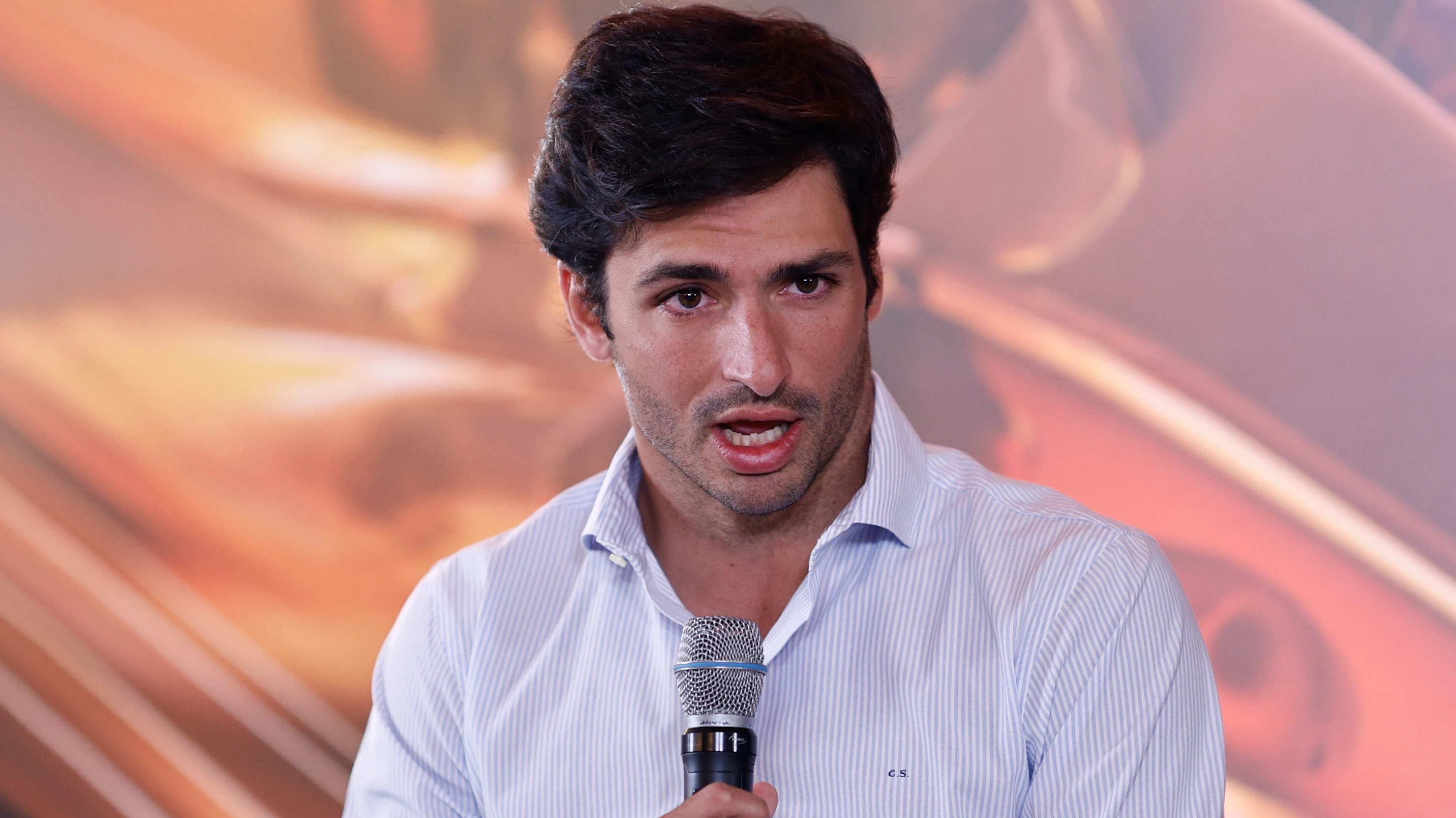 Carlos Sainz atiene a la prensa en un acto en Madrid Carlos Sainz atiene a la prensa en un acto en Madrid
