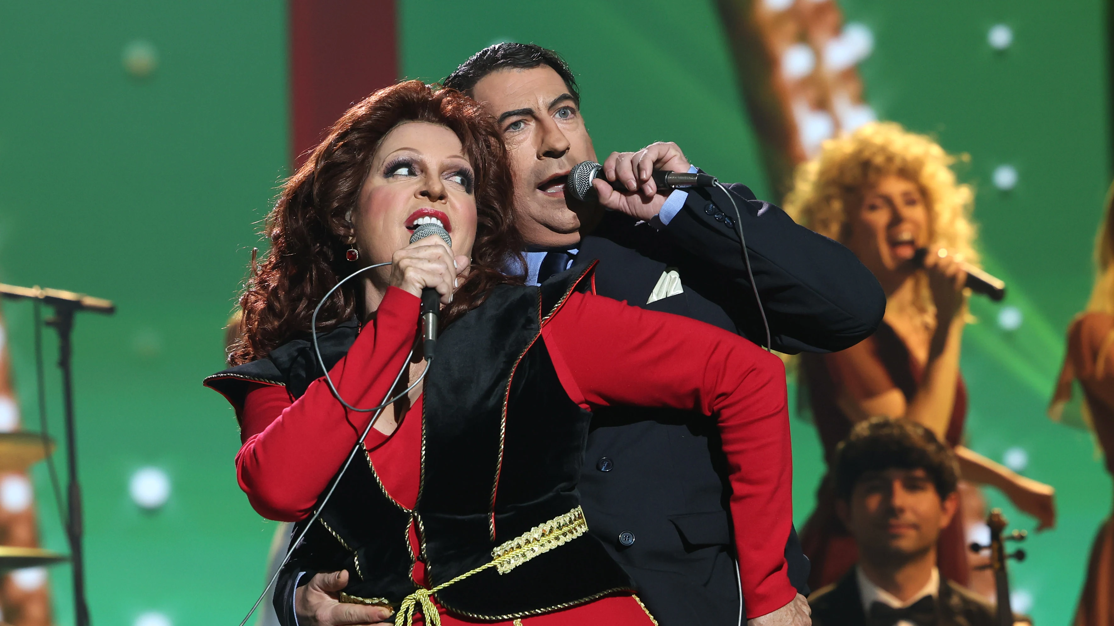Agustín Jiménez, seductor como Bertín Osborne con Massiel… ¡en el regreso de Belinda Washington! Agustín Jiménez, seductor como Bertín Osborne con Massiel… ¡en el regreso de Belinda Washington!