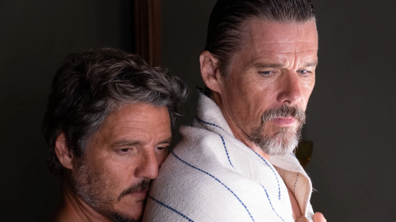 Pedro Pascal y Ethan Hawke en el corto de Pedro Almod&oacute;var 'Extra&ntilde;a forma de vida'