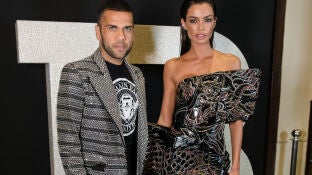 Dani Alves y Joana Sanz en 2019