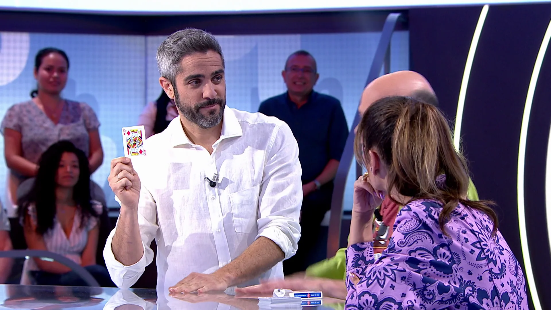 &iquest;Es buena persona Roberto Leal? Jandro lo descubre a trav&eacute;s de la magia 