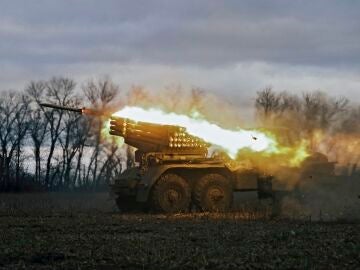 Imagen de archivo de la ofensiva de fuerzas ucranianas en el frente de Bajmut