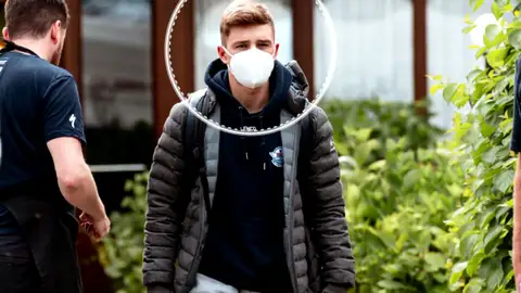 Remco Evenepoel, fuera del Giro de Italia tras dar positivo en coronavirus Remco Evenepoel, fuera del Giro de Italia tras dar positivo en coronavirus