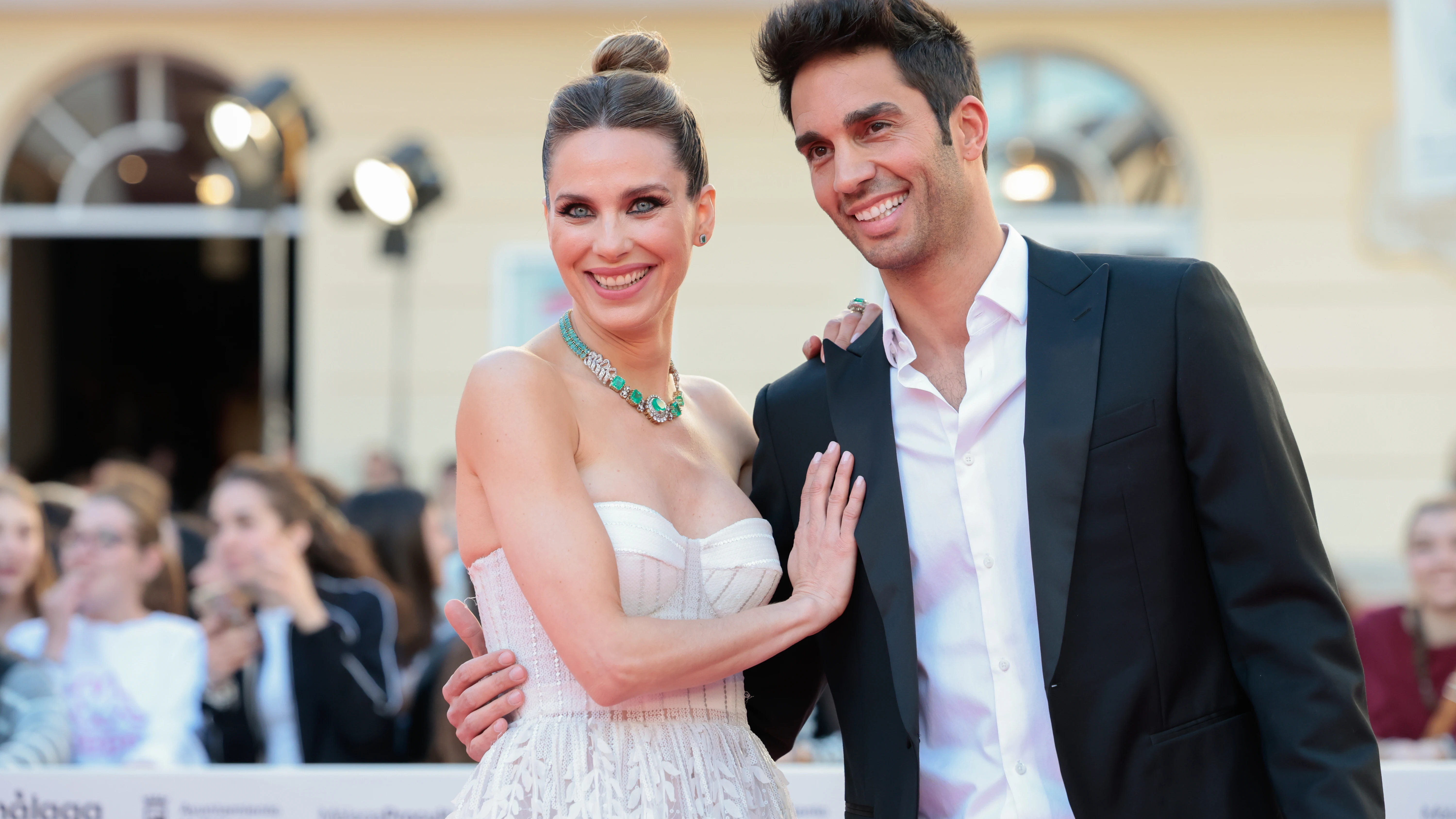 Vanesa Romero y Santi Burgoa Vanesa Romero y Santi Burgoa