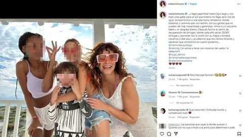 Melani Olivares y sus hijos Martina, Manuela y Lucho Melani Olivares y sus hijos Martina, Manuela y Lucho
