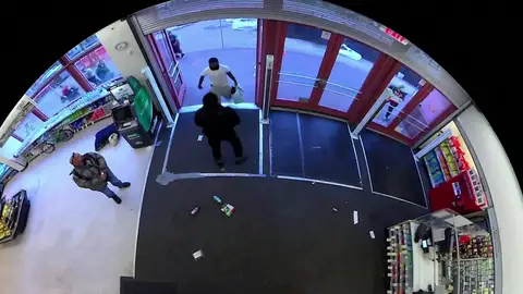 El momento del forcejeo El momento del forcejeo