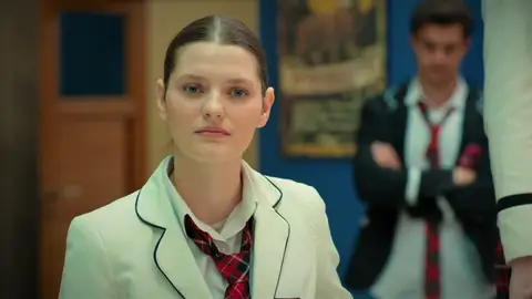 El valiente y esperanzador mensaje de Harika contra el maltrato: "Alejaos de cualquier persona que os falte al respeto" El valiente y esperanzador mensaje de Harika contra el maltrato: "Alejaos de cualquier persona que os falte al respeto"