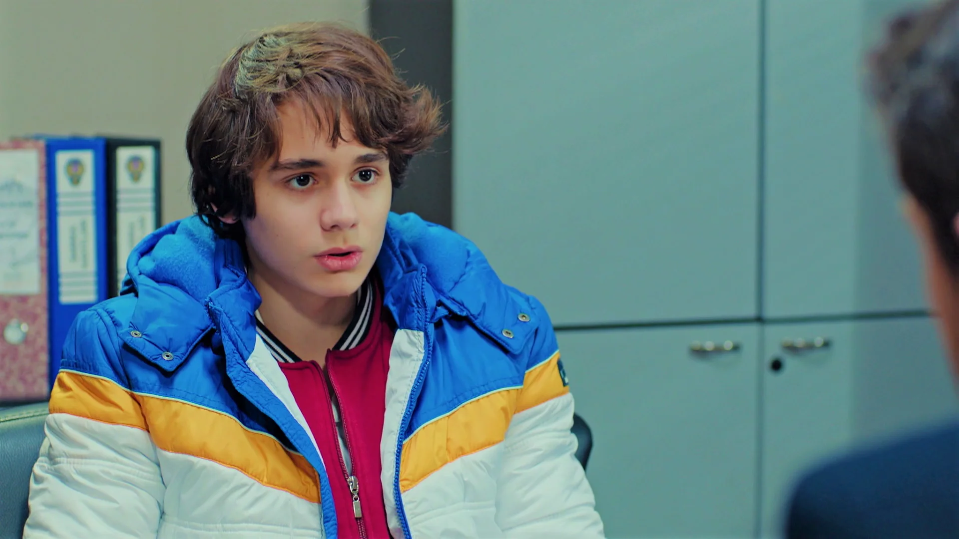 Alihan intenta aconsejar a Erim: &ldquo;&iquest;Por qu&eacute; no usas los traumas que has sufrido para intentar se mejor que tus padres?&rdquo;
