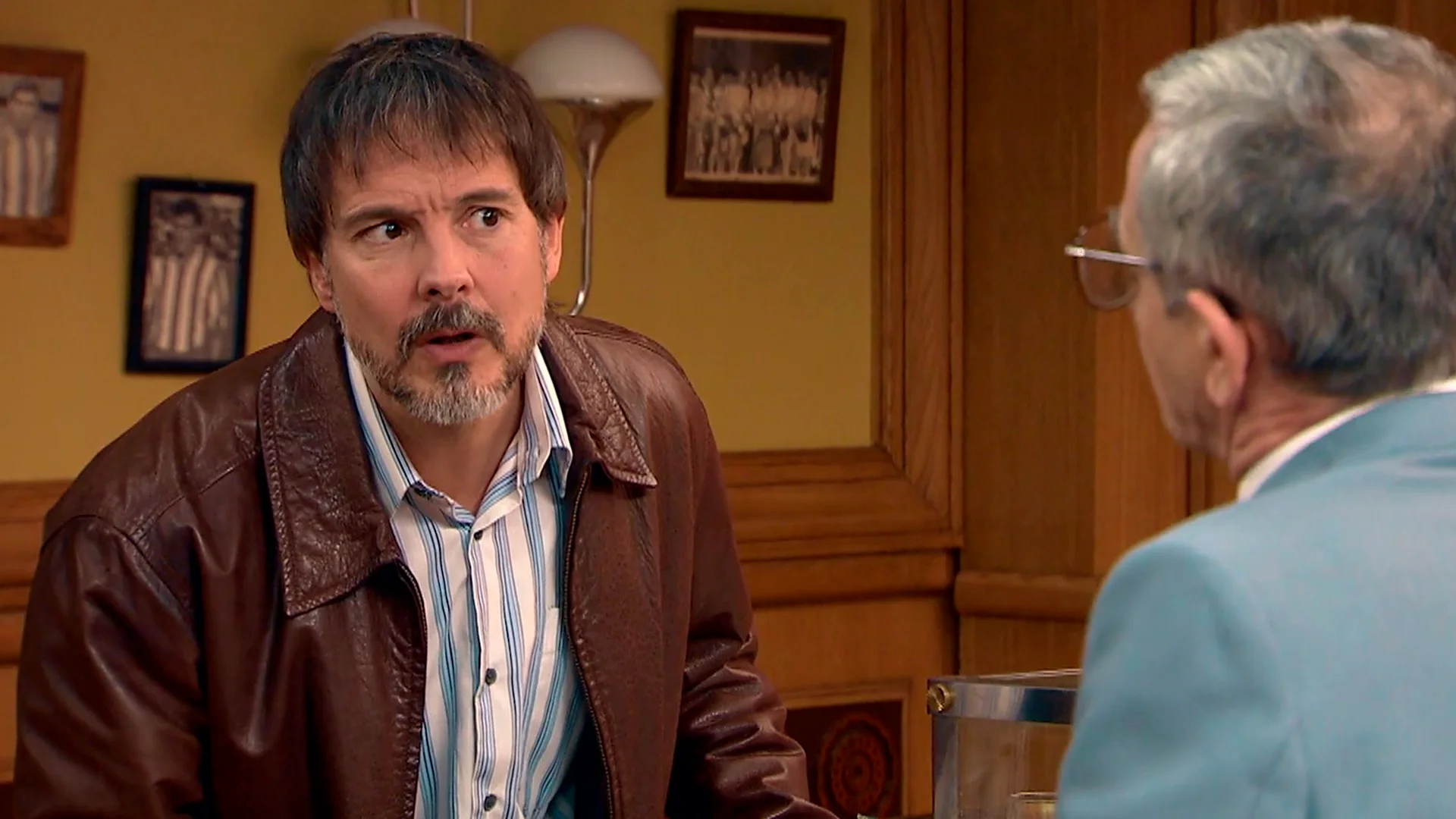 ¡Pelea en el Asturiano!: el teatrillo entre Quintero y Guillermo para engañar a Alberto ¡Pelea en el Asturiano!: el teatrillo entre Quintero y Guillermo para engañar a Alberto