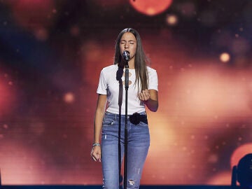 El sentimiento de Erika arrasa en las Audiciones a ciegas al cantar un tema de Ni&ntilde;a Pastori