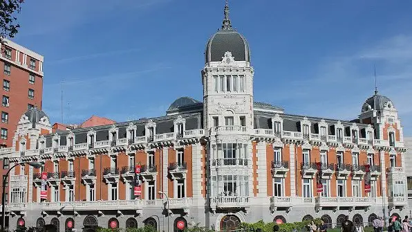 Edificio de la Real Compa&ntilde;&iacute;a Asturiana de Minas