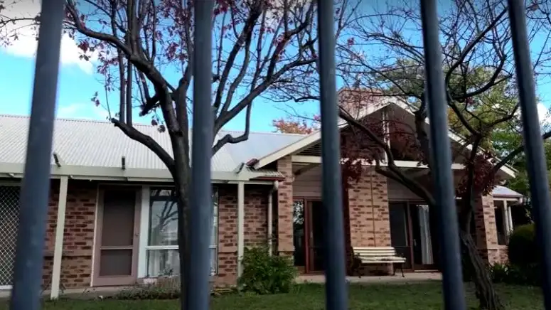 Residencia australiana en la que un agente disparó a una anciana Residencia australiana en la que un agente disparó a una anciana